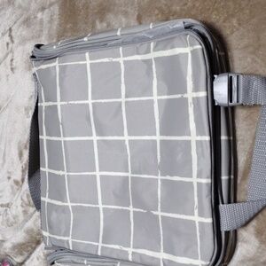 Thirty -one Hanging Travel Case